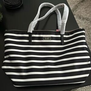 Kate Spade black and white top zip tote